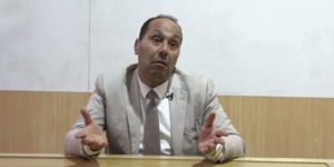 مقرر ورشة الاتصال المؤسساتي وأستاذ بكلية علوم الإعلام والاتصال.. بورزامة للموعد اليومي: ضرورة إنشاء لجنة متابعة لتطبيق استراتيجية الاتصال المؤسساتي وتعزيز التكوين الإعلامي