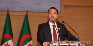 الجزائر تشهد تطورا شاملا ومتكاملا عكسه النمو الاقتصادي الذي سمح بخلق آلاف مناصب الشغل