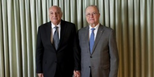 عطاف يؤكد على مواصلة الجزائر لدعمها ومساندتها للأشقاء الفلسطينيين على كافة الأصعدة والمستويات