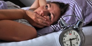 لماذا نستيقظ ليلا من النوم؟