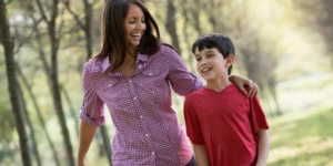 تجربتي في تقوية شخصية ابني: 7 طرق هامة