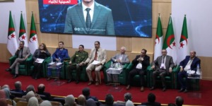 مختصون يؤكدون على أهمية إدماج الذكاء الاصطناعي في الإعلام لتطويره على أن يستعمل بحذر