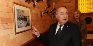 الرئيس تبون يزور القصر المتحف بمنطقة بردو بسلوفينيا