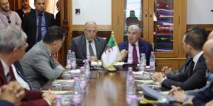 تنصيب مدير جديد لمؤسسة تسيير مصالح مطارات وهران