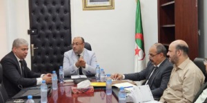 مزوغ يعقد شراكة استراتيجية مع الديوان الوطني للمطبوعات الجامعية