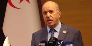 سايحي يشرف على يوم دراسي حول المخطط الوطني للأمراض النادرة بالجزائر