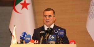 بن طالب يعلن تغطية علاجية مجانية لأكثر من 2000 مريض سرطان غير مؤمن اجتماعيا