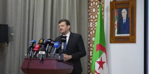 ياسين وليد يطلق مشروعي رقمنة التسيير المالي والتعيينات لترسيخ الشفافية وتحول نوعي في قطاع التكوين المهني