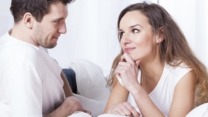 المرح والمزاح بين الزوجين.. مفيدان لكن بحدود