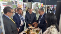 رزيق يشارك في معرض فيينا الدولي للأغذية الصحية ويشيد بتنافسية المنتج الوطني