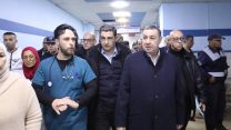 وزير الداخلية يحل رفقة وزير الصحة ببني عباس للوقوف على عملية التكفل بضحايا حادث المرور