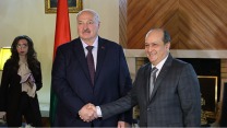 الوزير الأول يؤدي زيارة مجاملة إلى رئيس جمهورية بيلاروسيا