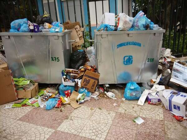 ولاية الجزائر دعتهم لتصوير النقاط السوداء للنفايات… عاصميون يفضحون تقاعس أعوان “اسروت”، “اكسترانات” و”نات كوم”