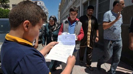 سلطة الضبط تحذر من المساس بحقوق الأطفال في التغطيات الإعلامية للامتحانات المدرسية