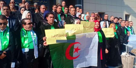 في بيان أعقب احتجاجهم بمجلس قضاء الجزائر… القضاة يدعون إلى التمرد على قرارات زغماتي