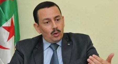بلقاسم ساحلي يتابع أستاذ جامعي قضائيا