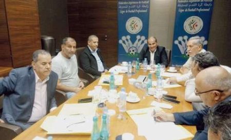 الرابطة المحترفة لكرة القدم… استشارة الأندية حول استكمال المنافسة