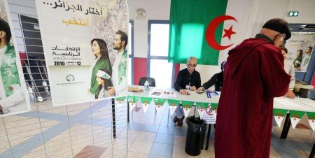 شرفي: نسبة مشاركة لدى الجالية الجزائرية بالخارج ارتفعت بشكل ملحوظ