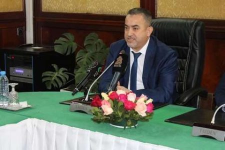 أمر بمحاربة التسربات وتقليصها بنسبة 7 بالمئة… براقي يدعو إلى التصدي لانتهاكات “الملك العمومي” للمياه