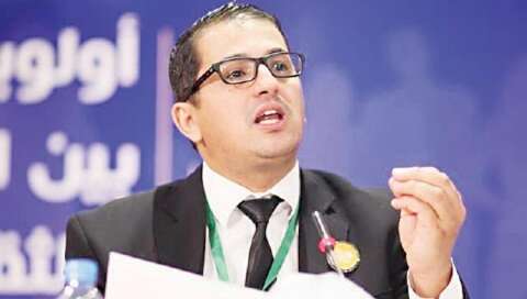 الدكتور عبد الرزاق بلعقروز… لا يختلف دور المثقفين عن أدوار النخب الأخرى إذا ما أصاب الإنسانية وباء