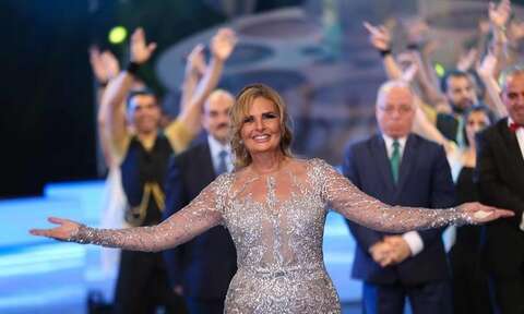 يسرا: الغيرة بين النجوم فنية وبكيت 4 ساعات أمام طبيبة نفسية