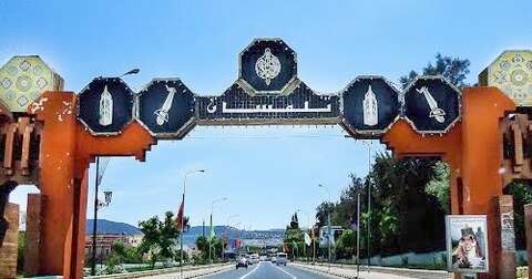 تحت شعار “ابقاوا فالدار يا الخوت… شدة وتفوت”… قافلة فنية تجوب المجمعات السكنية بتلمسان