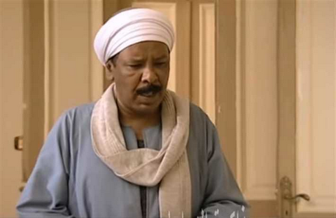متأثراً بجلطة في المخ سببها فتاة شتمته بموقع التصوير… وفاة الفنان المصري علي عبد الرحيم
