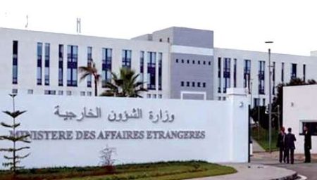 الجزائر تستنكر قصف العاصمة السعودية الرياض