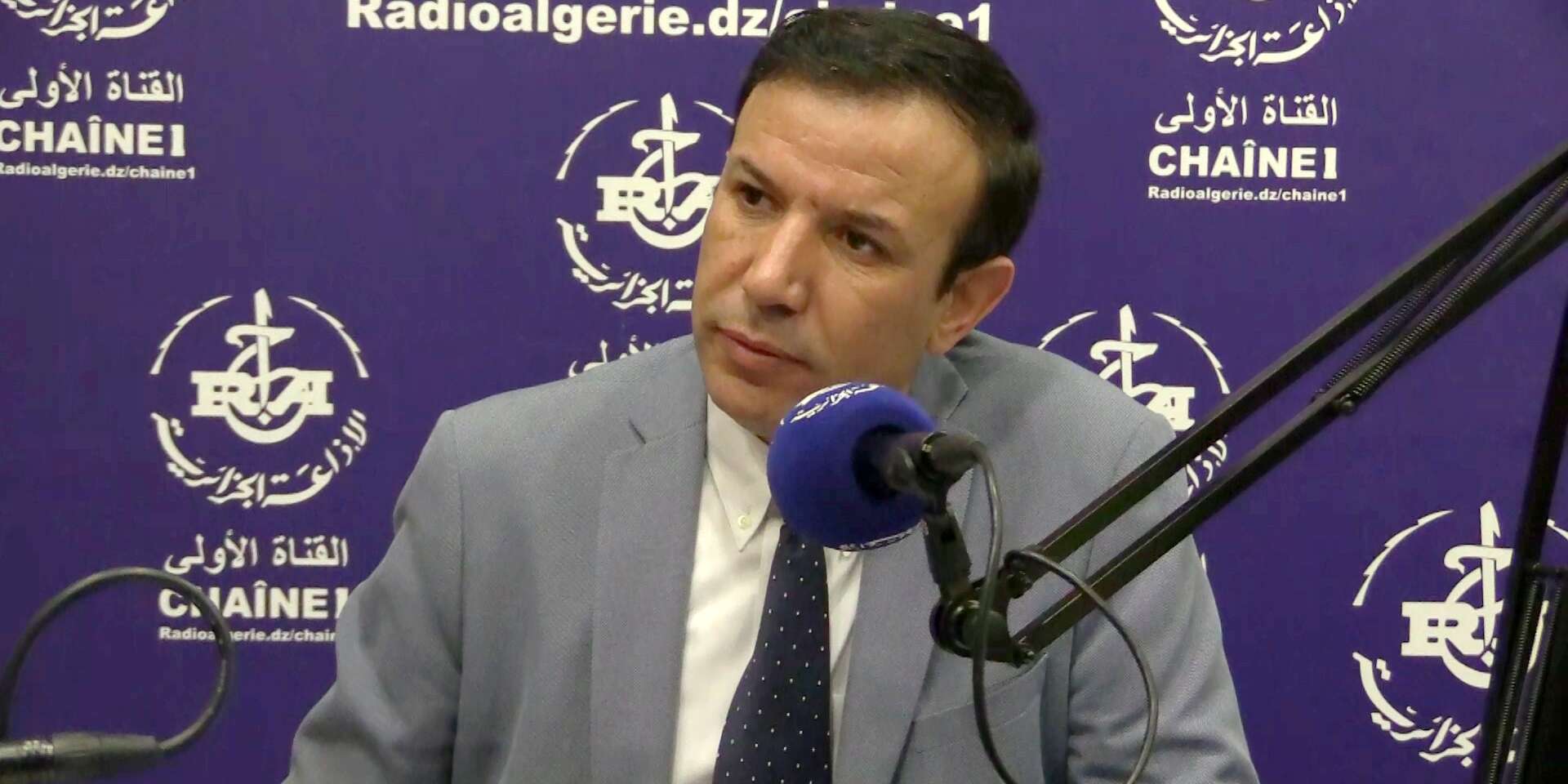 عبر أربعة دعائم أساسية. هذه وصفة “الكناس” لتحقيق الإقلاع الاقتصادي.. الجزائر تملك هامش مناورة لتفادي الاستدانة الخارجية