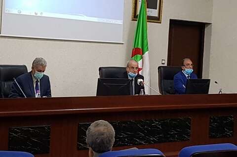 تنصيب خلية مركزية تتولى انهاء السنة الجامعية والتحضير للدخول القادم