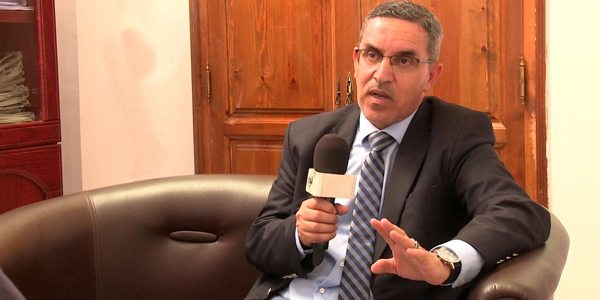 اقترح تطبيقه على الأحياء الموبوءة, مرابط: الحجر الكلي الحل الأمثل لاحتواء كورونا