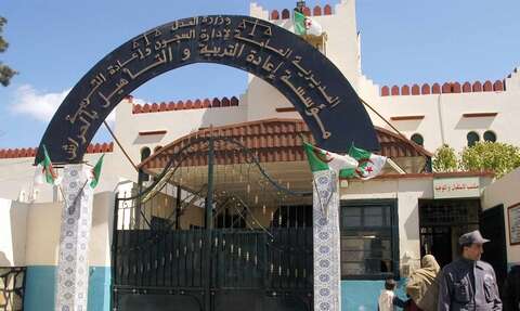 بمناسبة عيد الإستقلال والشباب… عفو رئاسي عن 4700 سجين