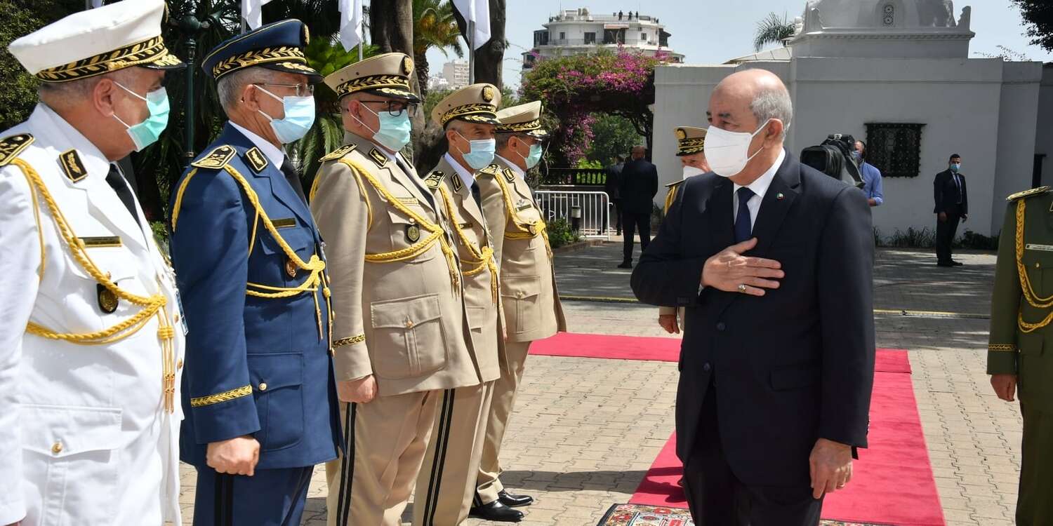 تبون ينهي مهام إطارات سامية بالجيش