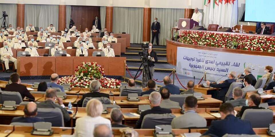 لا مكان للفاسدين في الجزائر الجديدة.. المال الفاسد غايته تحطيم مسيرة الشعب في التقدم والرقي”.. الولاة  نفذوا من 10 إلى 20 بالمائة فقط من توجيهات رئيس الجمهورية منذ فيفري