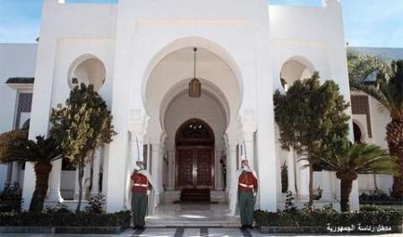 انهاء مهام مدير الإدارة العامة برئاسة الجمهورية