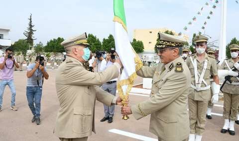 تنصيب العقيد بن عباس محمود قائدا للمدرسة التطبيقية للاستطلاع بالشلف