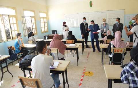 200 الف مترشح للبكالوريا و56 الف “للبيام” استفادوامن حصص المراجعة