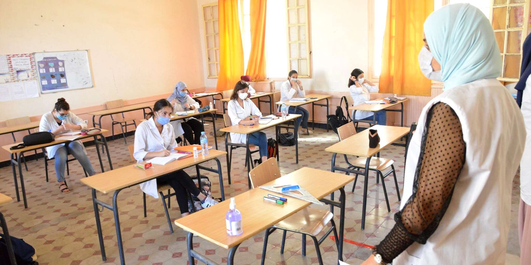 “أسنتيو” تقترح موسما دراسيا بثلاثيين “فقط” لتفادي سنة بيضاء.. ♦ كمال نواري: “الوباء فرصة لإعادة النظر كليا في منظومتنا التربوية”