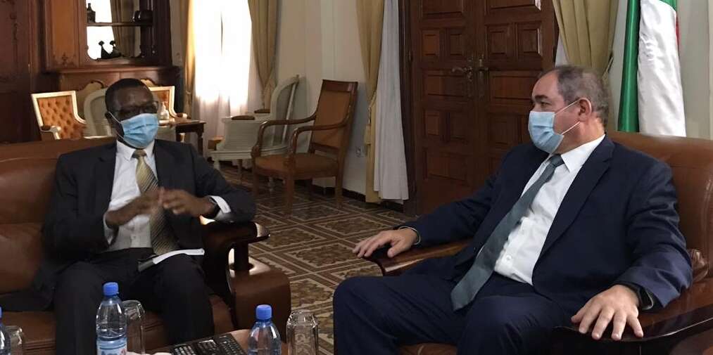 بوقادوم في باماكو لحلحلة الأزمة المالية