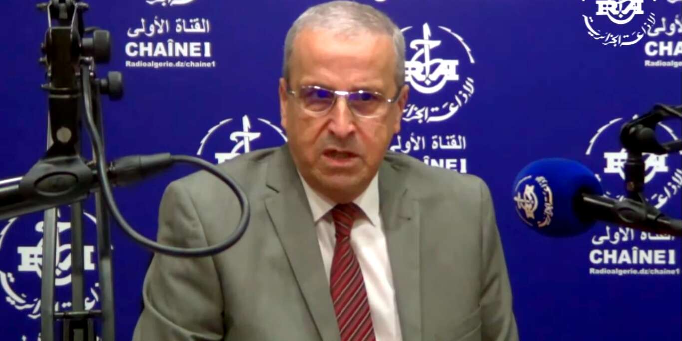 اكد ان تحديد 19 سبتمبر لعودة الطلبة للجامعات غير نهائي..،بن زيان: ” 10 خيارات لناجحي البكالوريا لضمان التخصصات “.. 2800 منصب جديد للدكاتراه و700 للاساتذة الاستئفائيين