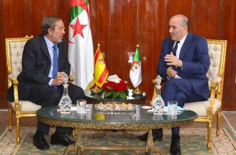 الجزائر وإسبانيا تناقشان مكافحة الهجرة غير الشرعية