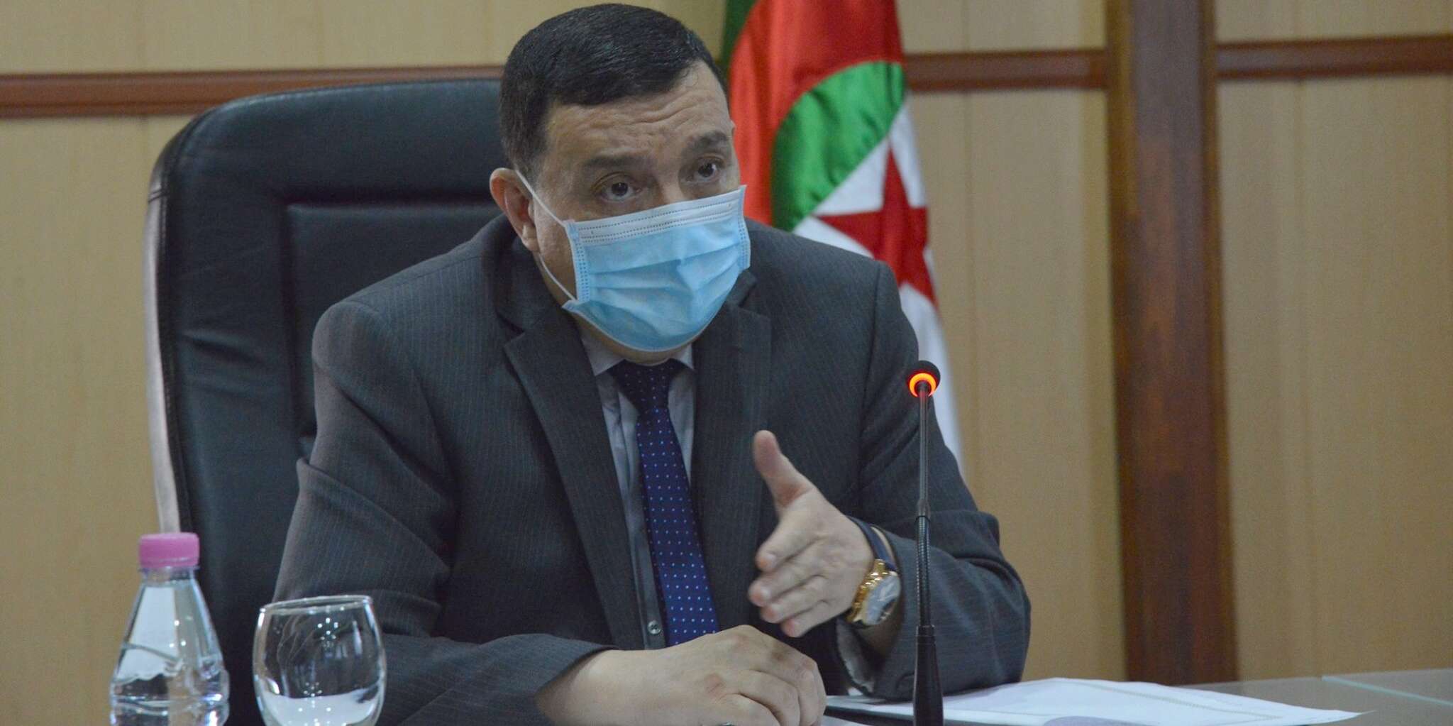 تدريس التلاميذ بالتناوب وتقليص الحجم الساعي للمواد