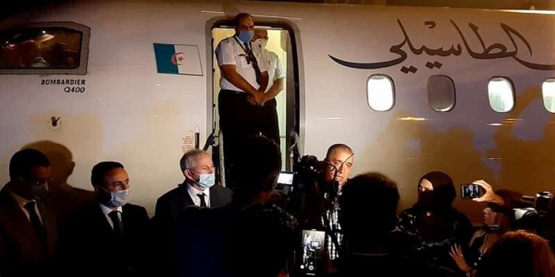 ارسال  13 فريقا من “سونلغاز” لإصلاح شبكة كهرباء طرابلس بليبيا