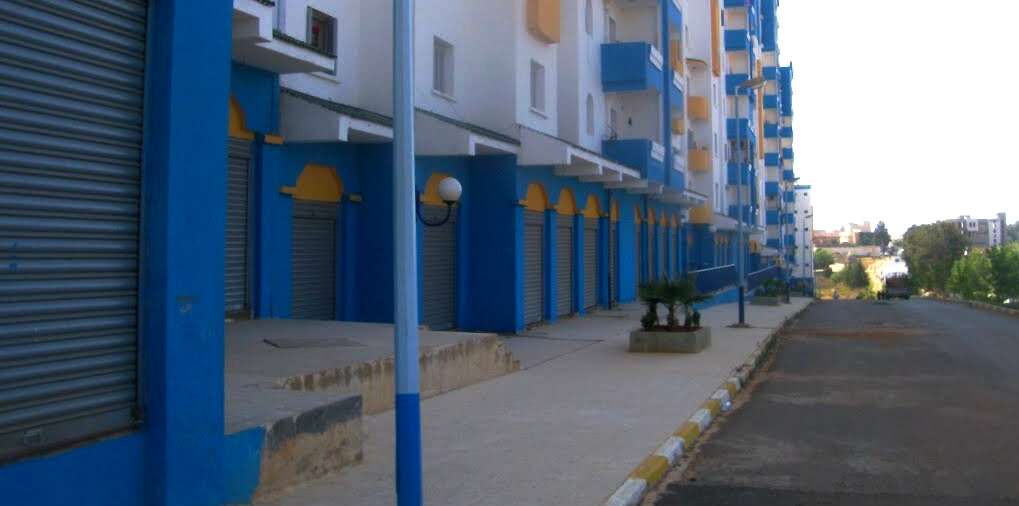 فتح العروض سيكون في جلسة علنية.. عدل تعلن عن  بيع 146محلا  بالمزاد العلني في بوينان