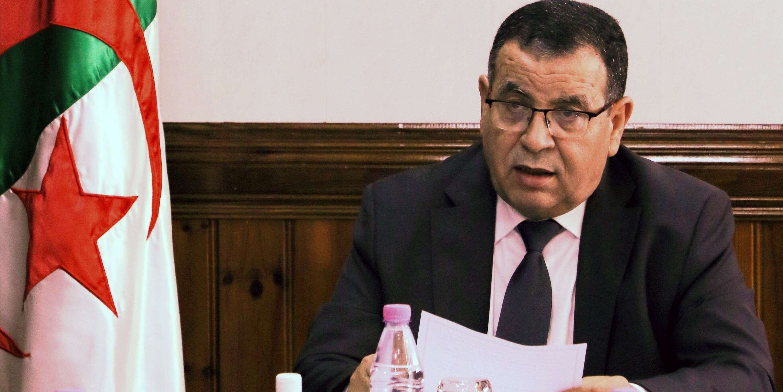 وزير العمل يأمر بإدماج جميع حاملي الشهادات الجامعية مهما كانت “الصعوبات”