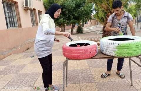 دار الشباب بالرمشي.. نادي البيئة يحول النفايات المطاطية لتزيين فضاء المؤسسة