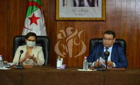 بعد تسلمه لمهامه رسميا..جعبوب يؤكد: اعطاء دفع جديد لقطاع العمل يتماشى مع  برنامج رئيس تبون
