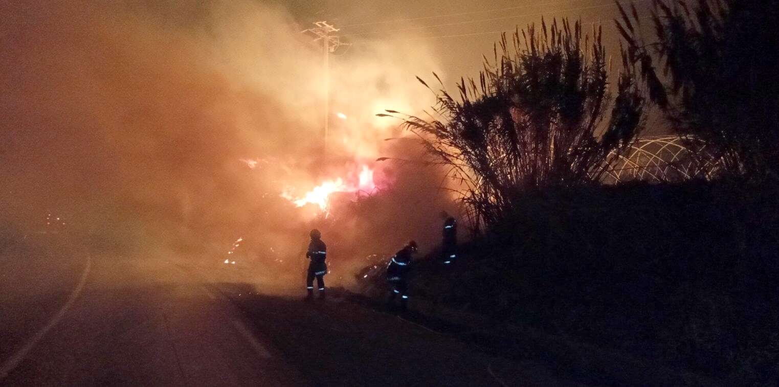 الرياح القوية الساخنة ساعدت كثيرا على انتشار الحرائق بسرعة
