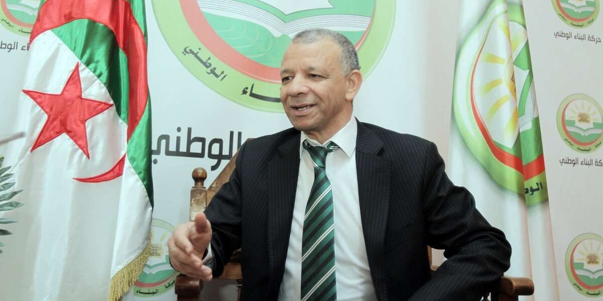 بن ڤرينة : “تلقينا وعودا من رئيس الجمهورية لفتح ملف مساجين مرحلة الماساة الوطنية”