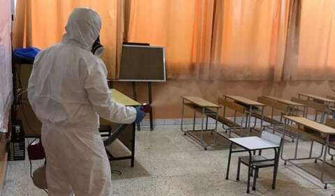 في ظل استمرار الدراسة.. عمليات تطهير المدارس ضد كورونا متواصلة